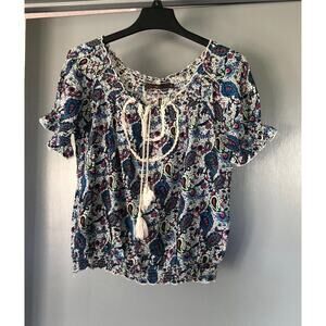 HAZEL Short sleeve Cold Shoulder blue paisley Pullover Peasant Top Small Women